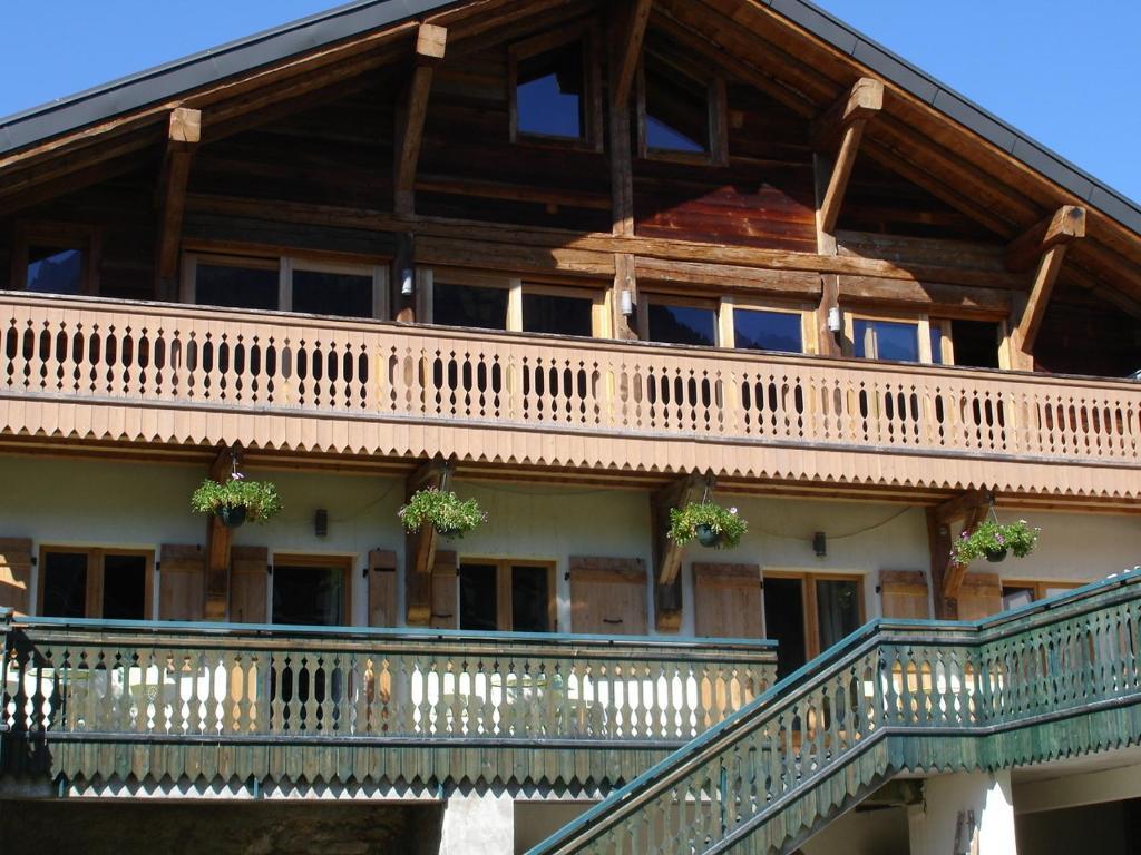 La Ferme Du Chateau Abondance Екстериор снимка