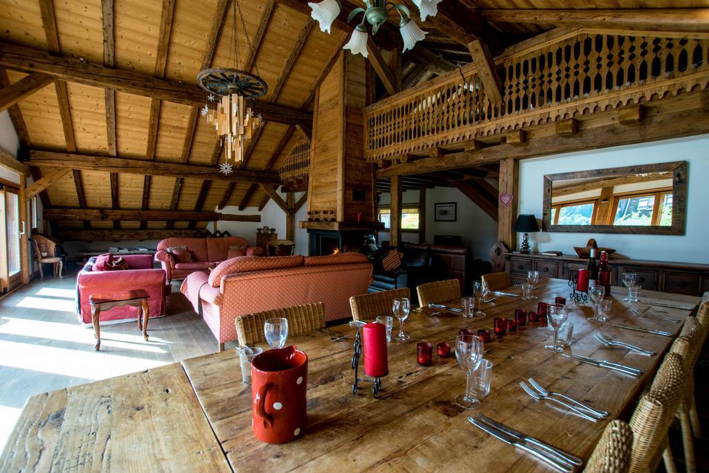 La Ferme Du Chateau Abondance Екстериор снимка