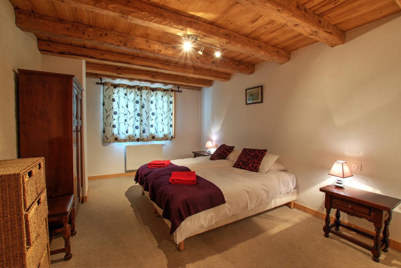 La Ferme Du Chateau Abondance Екстериор снимка
